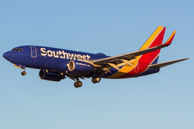 Boeing 737-700 (N407WN)