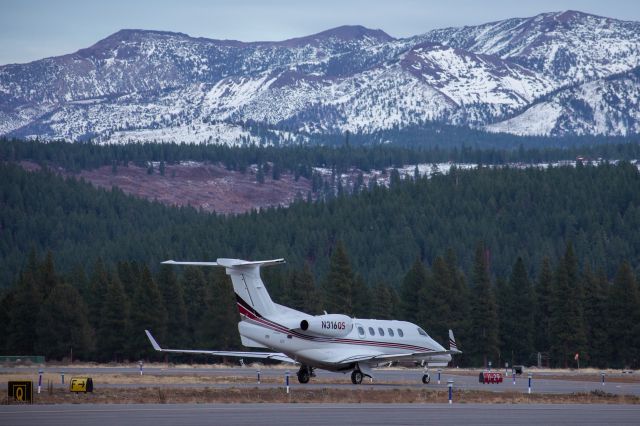 Embraer Phenom 300 (N316QS) - EJA316