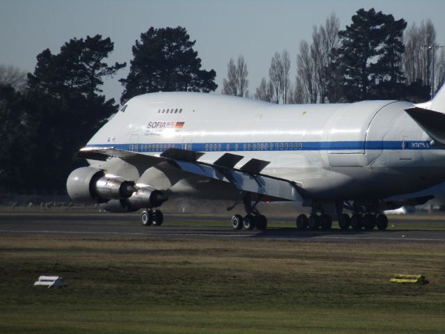 Boeing 747-200 (N747NA)