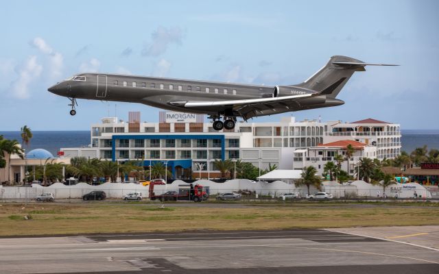 BOMBARDIER BD-700 Global 7500 (N444WT) - First time visit to SXM/TNCM (6/23/2021)