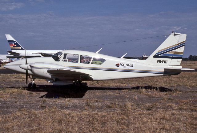 Piper Apache (VH-ERT) - PIPER PA-23-250 AZTEC E - REG VH-ERT (CN 27-7405357) - MANGALORE AIRPORT VIC. AUSTRALIA - YMNG 30/3/1986