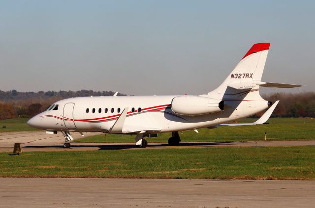 Dassault Falcon 2000 (N327RX)