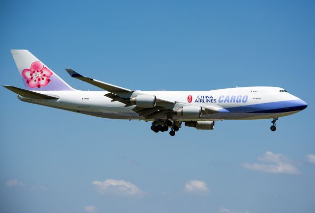 Boeing 747-200 (B-18722) - 06/24/2015 China Airlines Cargo B-18722 B747 KDFW