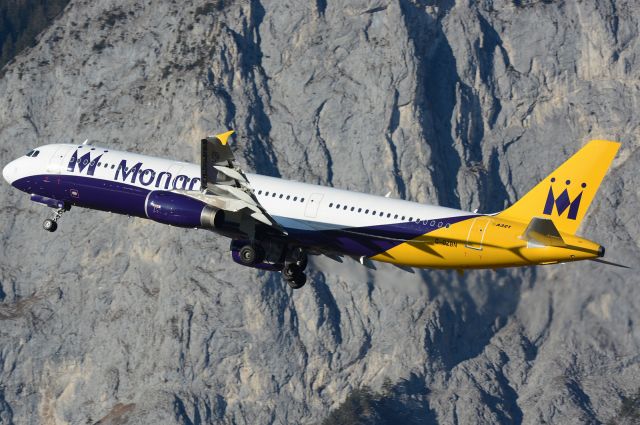 Airbus A321 (G-OZBN)