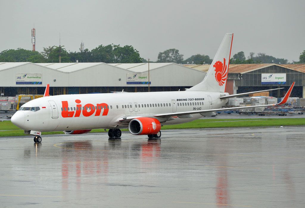 Boeing 737-900 (PK-LKO)