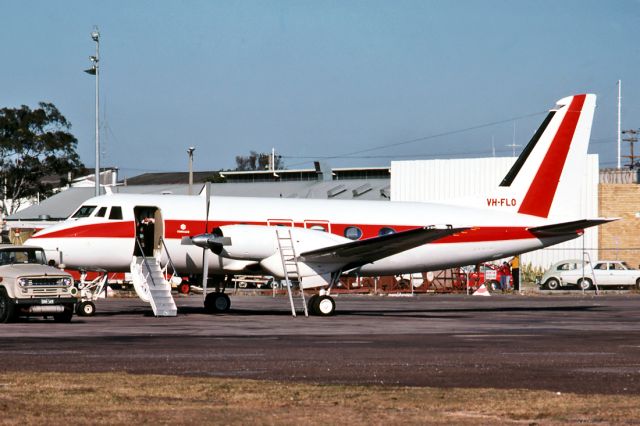 VH-FLO —