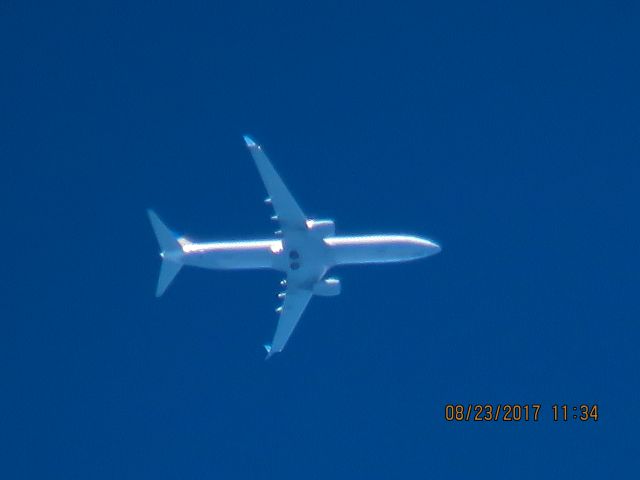 Boeing 737-900 (N61886)