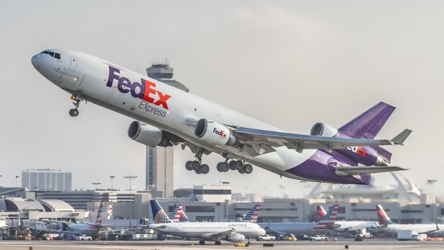 Boeing MD-11 (N583FE) - FDX491 heads to Memphis from Los Angeles