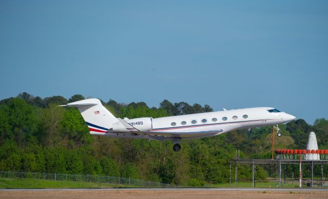 N914BD — - Gulfstream G650 take off from PDK.