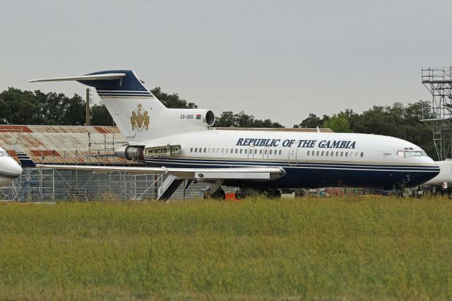 Boeing 727-100 (C5-GOG)