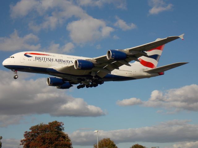 Airbus A380-800 (G-XLEE)