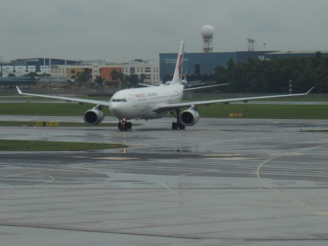 Airbus A330-300 (B-6082) - China Eastern A330 turning off arrival runway From departures.