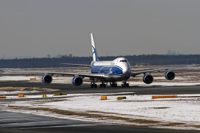 BOEING 747-8 (VQ-BLQ)