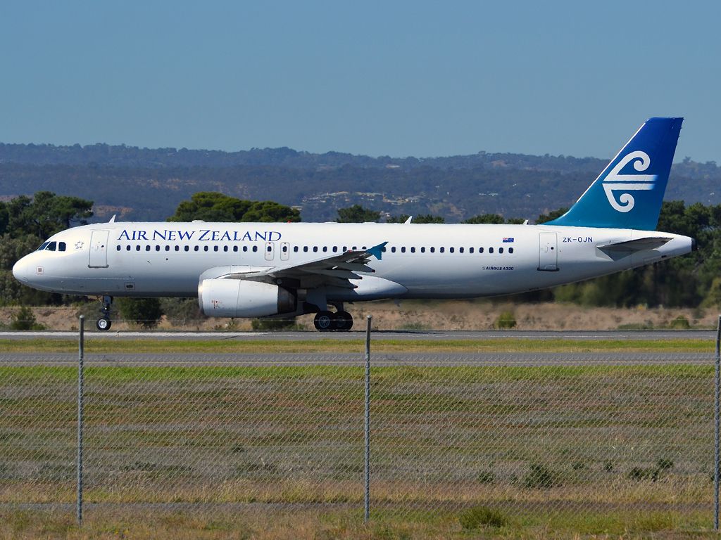 Airbus A320 (ZK-OJN) - Rolling for take off on runway 05. heading home to Auckland. Thursday 12th April 2012.