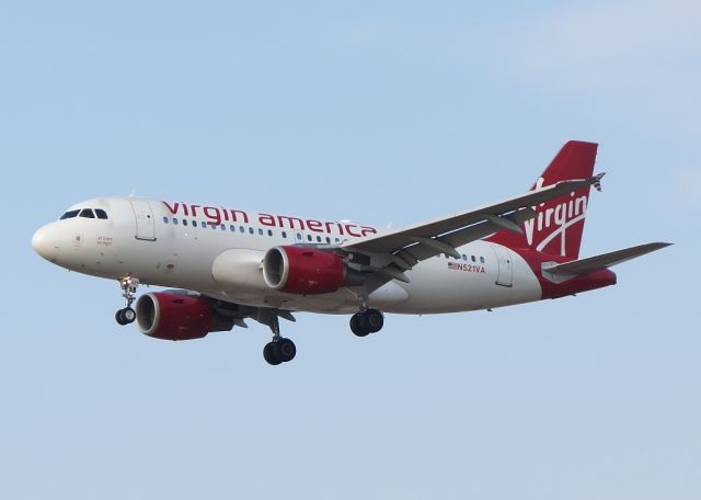 Airbus A319 (N521VA)