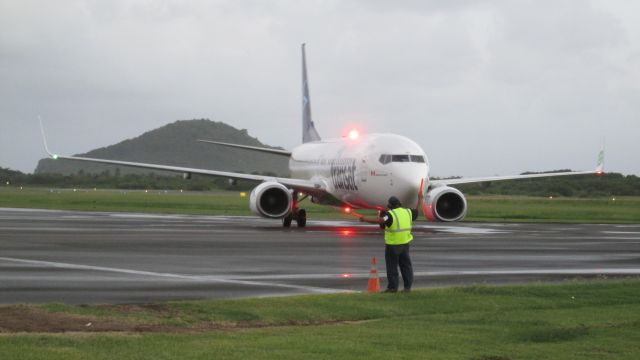 Boeing 737-800 (F-GZHD)