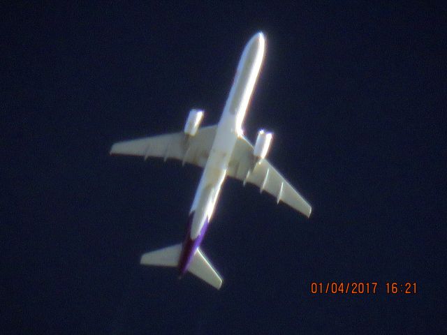 Boeing 757-200 (N921FD)