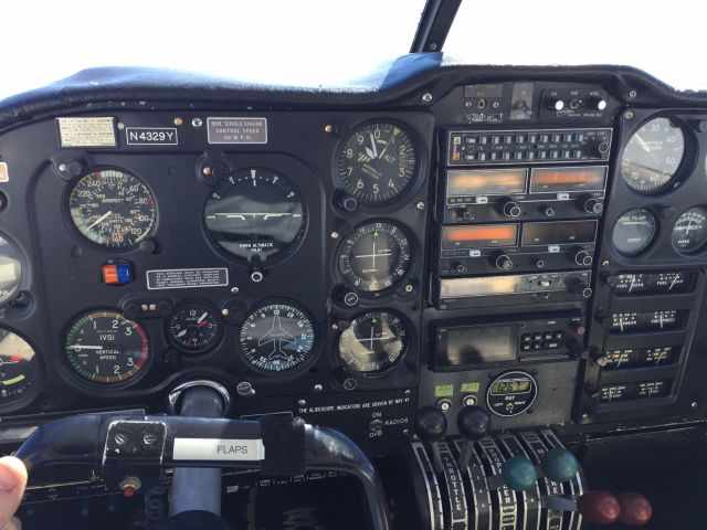 Piper Apache (N4329Y) - On Top!