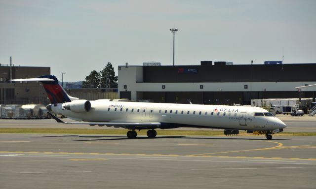 Canadair Regional Jet CRJ-900 (N186GJ) - Delta / GoJet Airlines Canadair CL-600-2D24 Regional Jet CRJ-900LR N186GJ in Boston