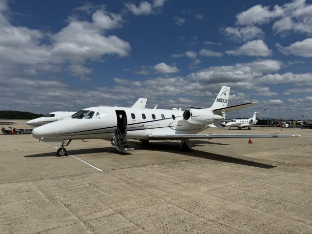 Cessna Citation Excel/XLS (N863JS) - Just landed at Dulles Airport. 