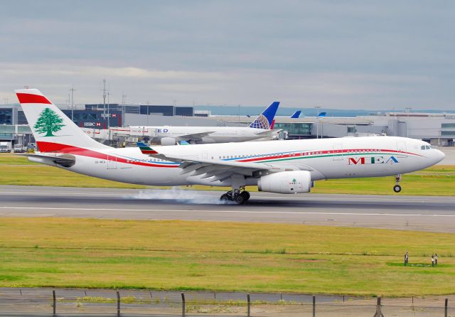 Airbus A330-200 (OD-MEA)