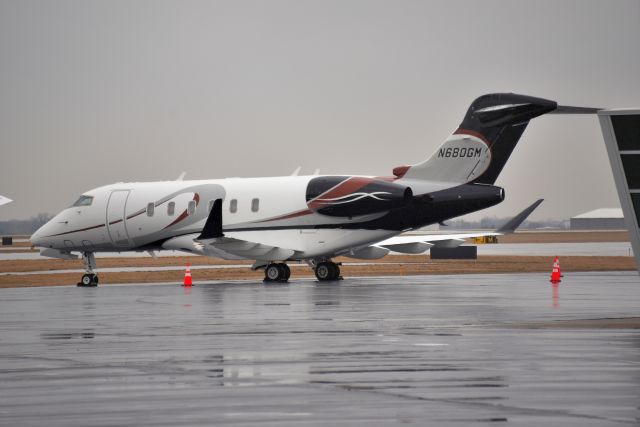 Canadair Challenger 350 (N680GM) - 02-22-23