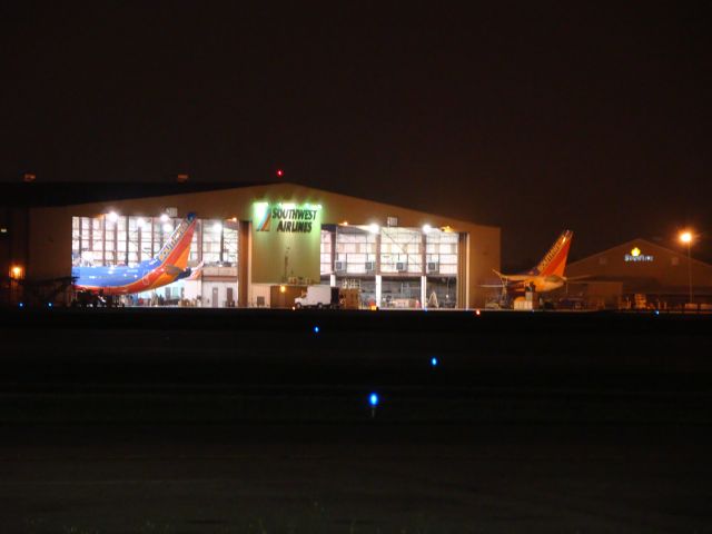 Boeing 737-700 — - South West Airlines maint. facility in Houston Tx.