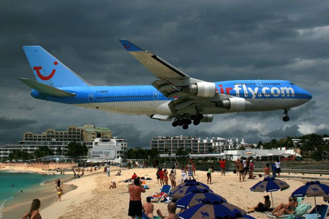 Boeing 747-400 (F-HSEA)