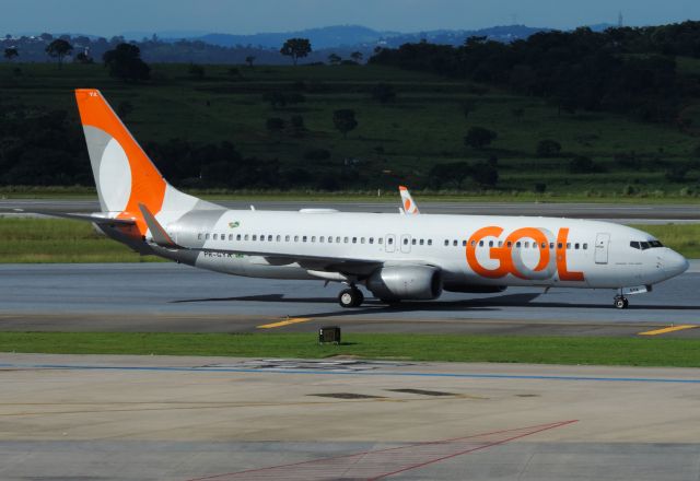 Boeing 737-800 (PR-GYA)