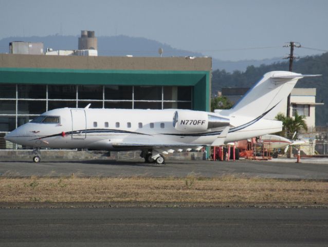 Canadair Challenger (N770FF)