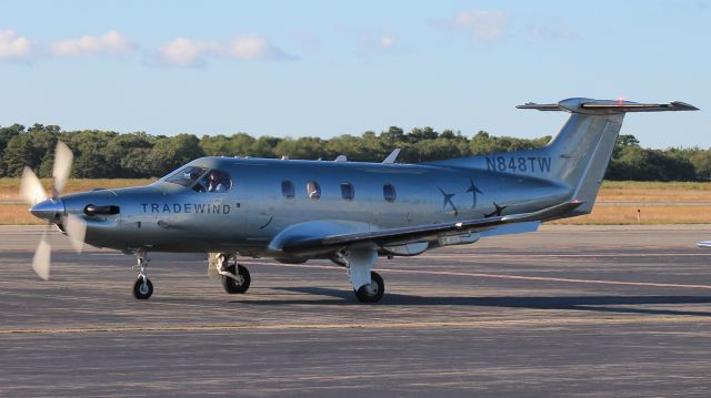 Pilatus PC-12 (N848TW) - Spinning up at MVY, 2 September 2022.