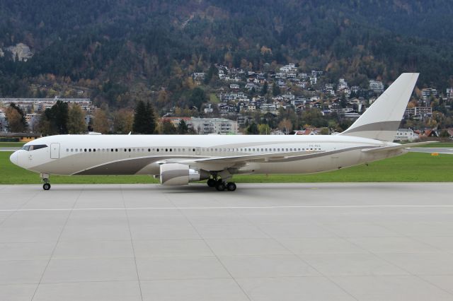 BOEING 767-300 (P4-MES)