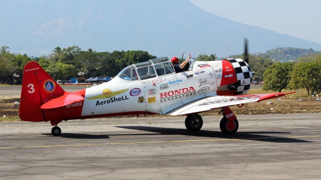 North American T-6 Texan (N7462C)