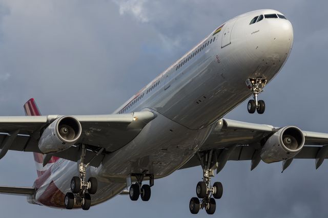 — — - Air Mauritius, A343 approaches runway 027R at LHR.