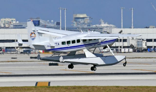 Cessna Caravan (N384TA)