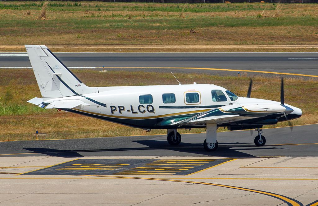 Piper Cheyenne 2 (PP-LCQ)