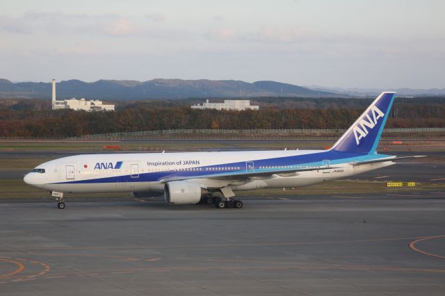 Boeing 777-200 (JA8969)