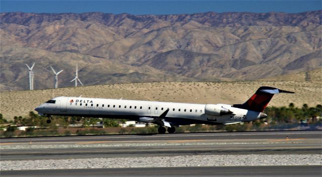 Canadair Regional Jet CRJ-900 (N813SK) - Arrival from SLC.