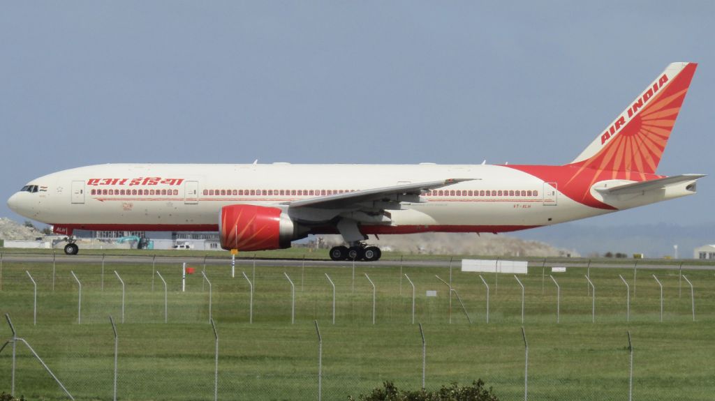 BOEING 777-200LR (VT-ALH) - Flying a repatriation service post-COVID.
