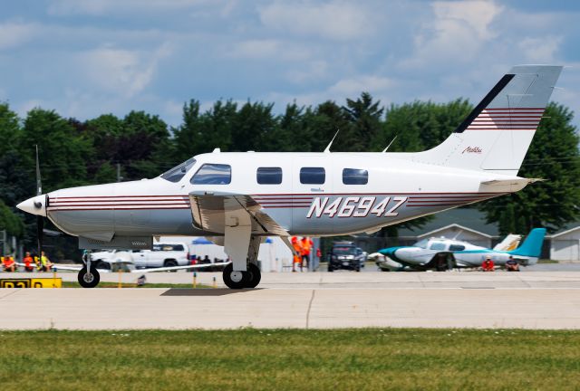 Piper Malibu Mirage (N4694Z)