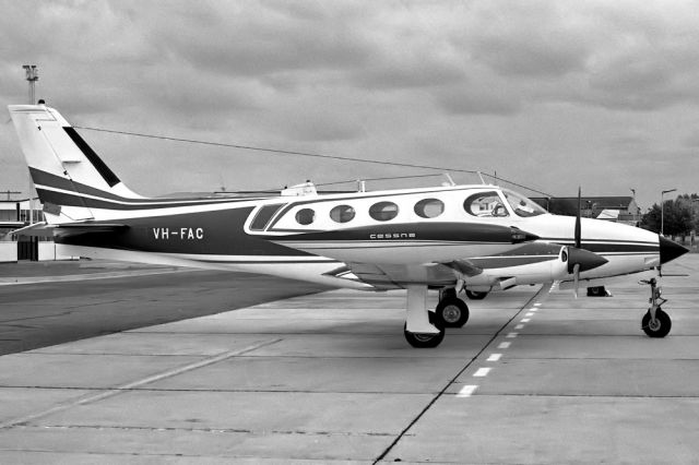 VH-FAC — - CESSNA 340 - REG VH-FAC (CN 340-0218) - ESSENDON MELBOURNE VIC. AUSTRALIA - YMEN (12/6/1974)35MM B/W NEGATIVE SCAN.
