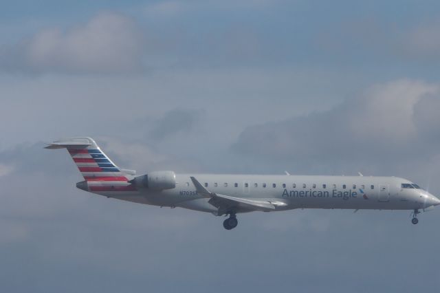 Canadair Regional Jet CRJ-200 (N703SK)