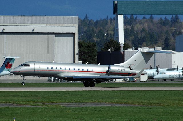 Bombardier Global 5000 (9H-VTB) - Touch down,Mar.27,2016