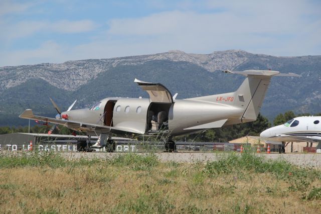 Pilatus PC-12 (LX-JFQ) - 12 juin 2016