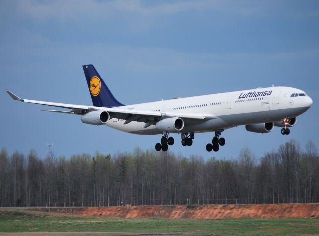 Airbus A340-300 (D-AIGS) - Arriving 18C - 3/15/12