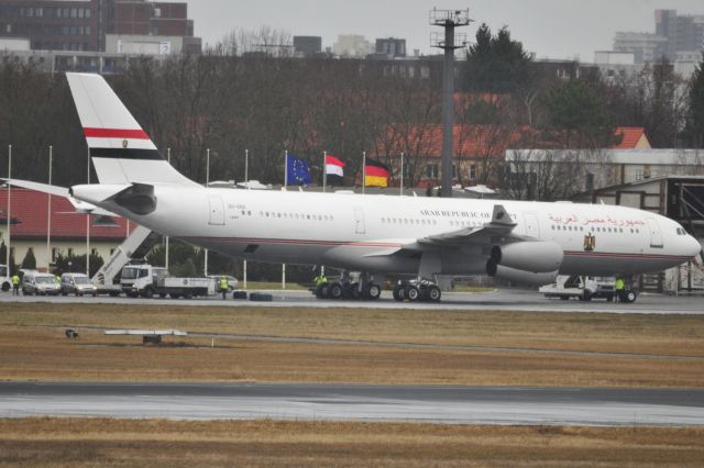 Airbus A340-200 (SU-GGG)