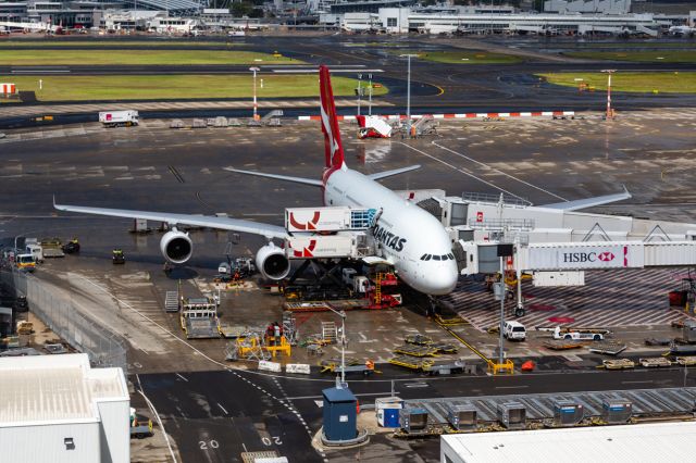 Airbus A380-800 (VH-OQI) - QF1 QFA1 being loaded for Singapore, SYD/YSSY 24/12/2017