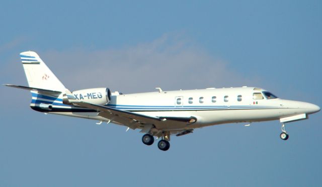 IAI Gulfstream G100 (XA-MEG)