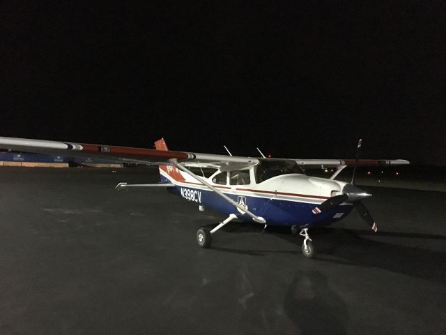 Cessna Skylane (N398CV) - Night time fueling