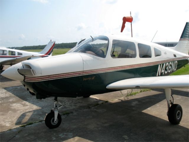 Piper Cherokee (N436ND)